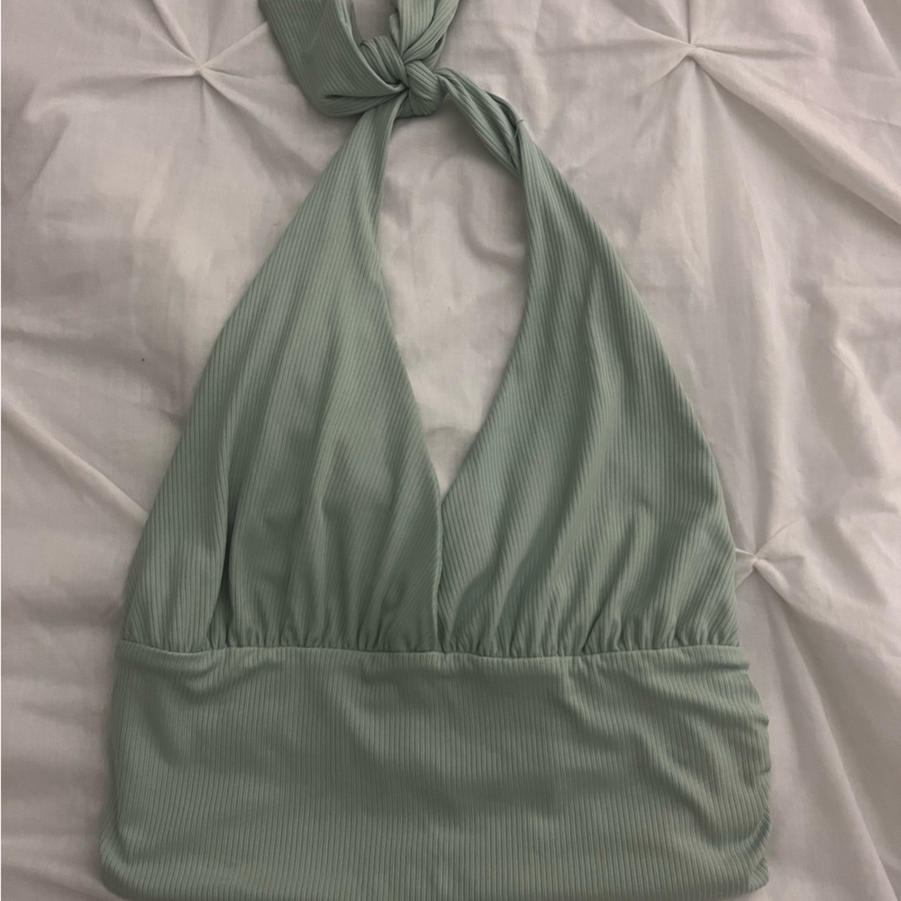 HALTER TOP